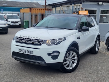 Used Land Rover Discovery Sport 2016 for sale - 78915370: Photo