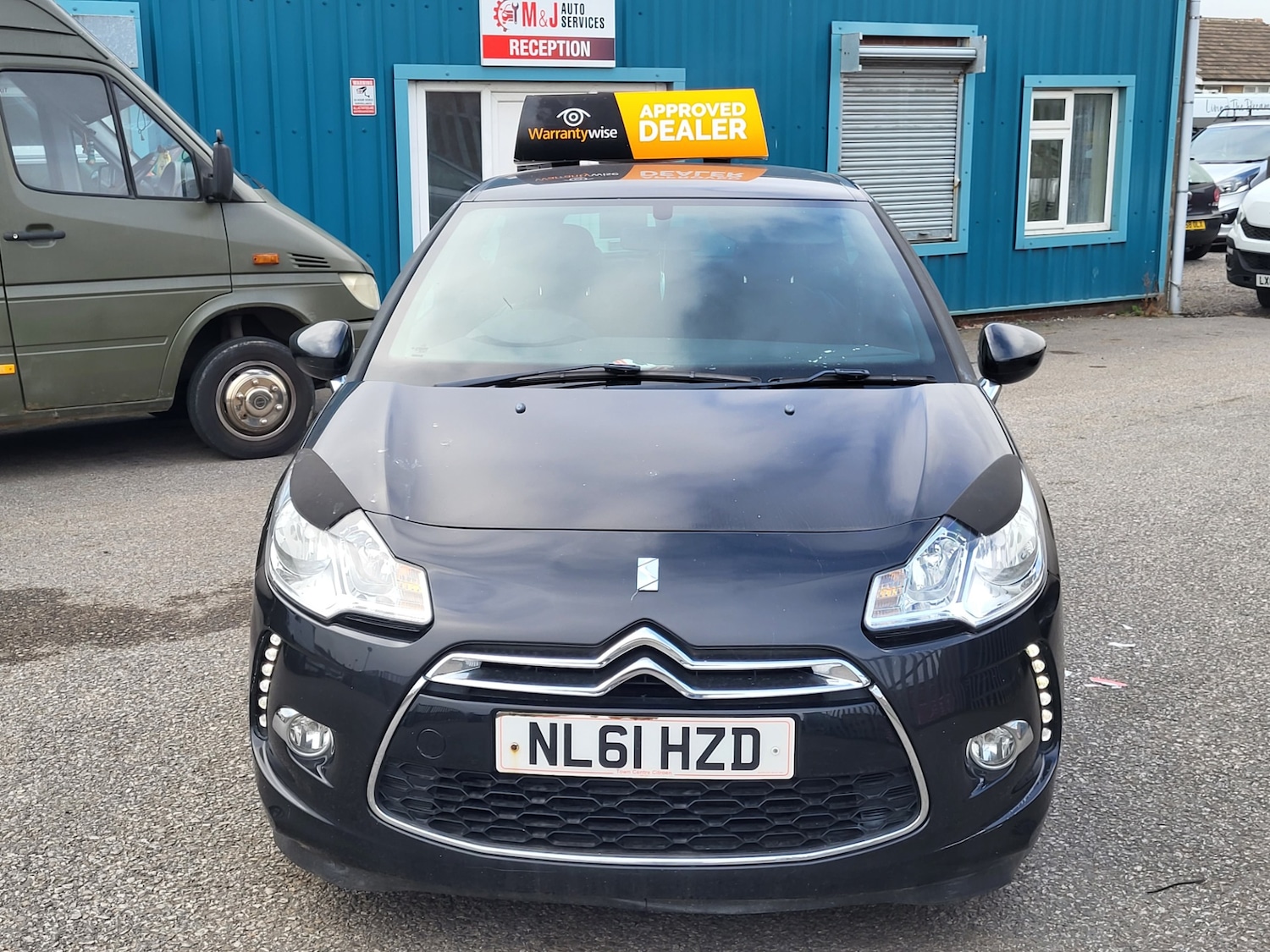 Used Citroen DS3 2011 for sale - 76960348: Photo 2