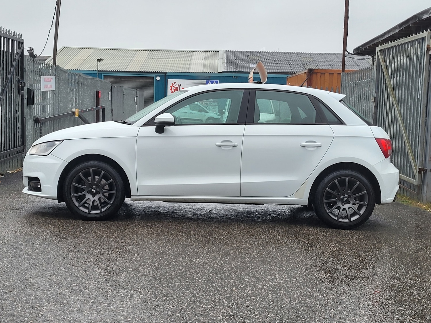 Used Audi A1 2016 for sale - 77352242: Photo 16