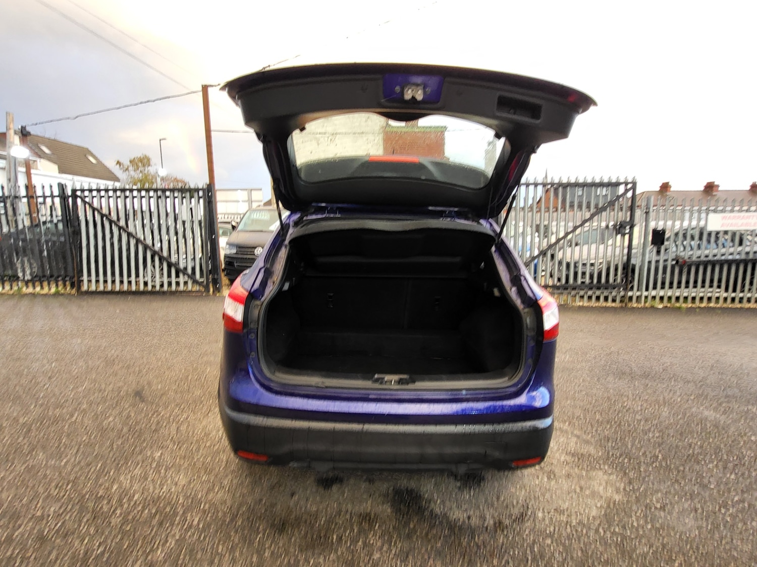Used Nissan Qashqai 2014 for sale - 76960412: Photo 10