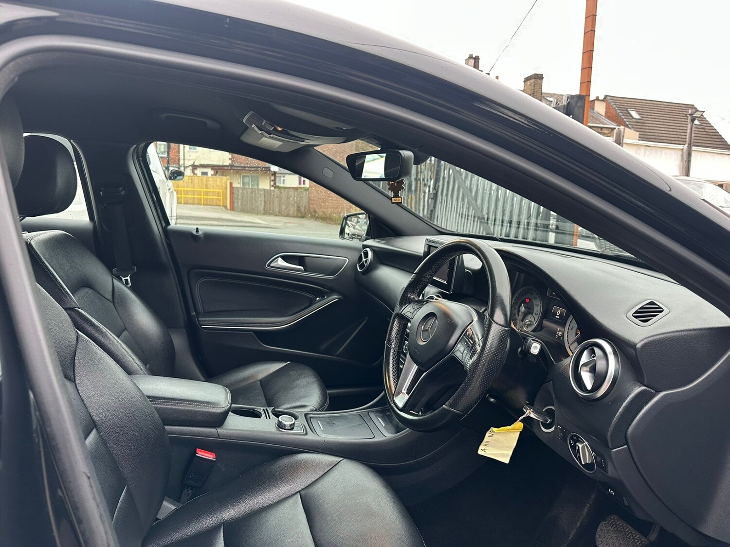 Used Mercedes-Benz A-Class 2015 for sale - 77837239: Photo 6