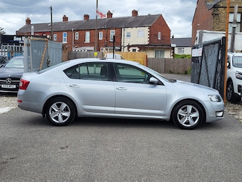 Used Skoda Octavia 2014 for sale - 78594805: Photo