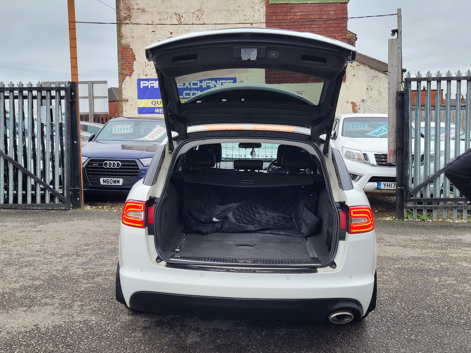 Used Jaguar XF 2012 for sale - 77775224: Photo 10