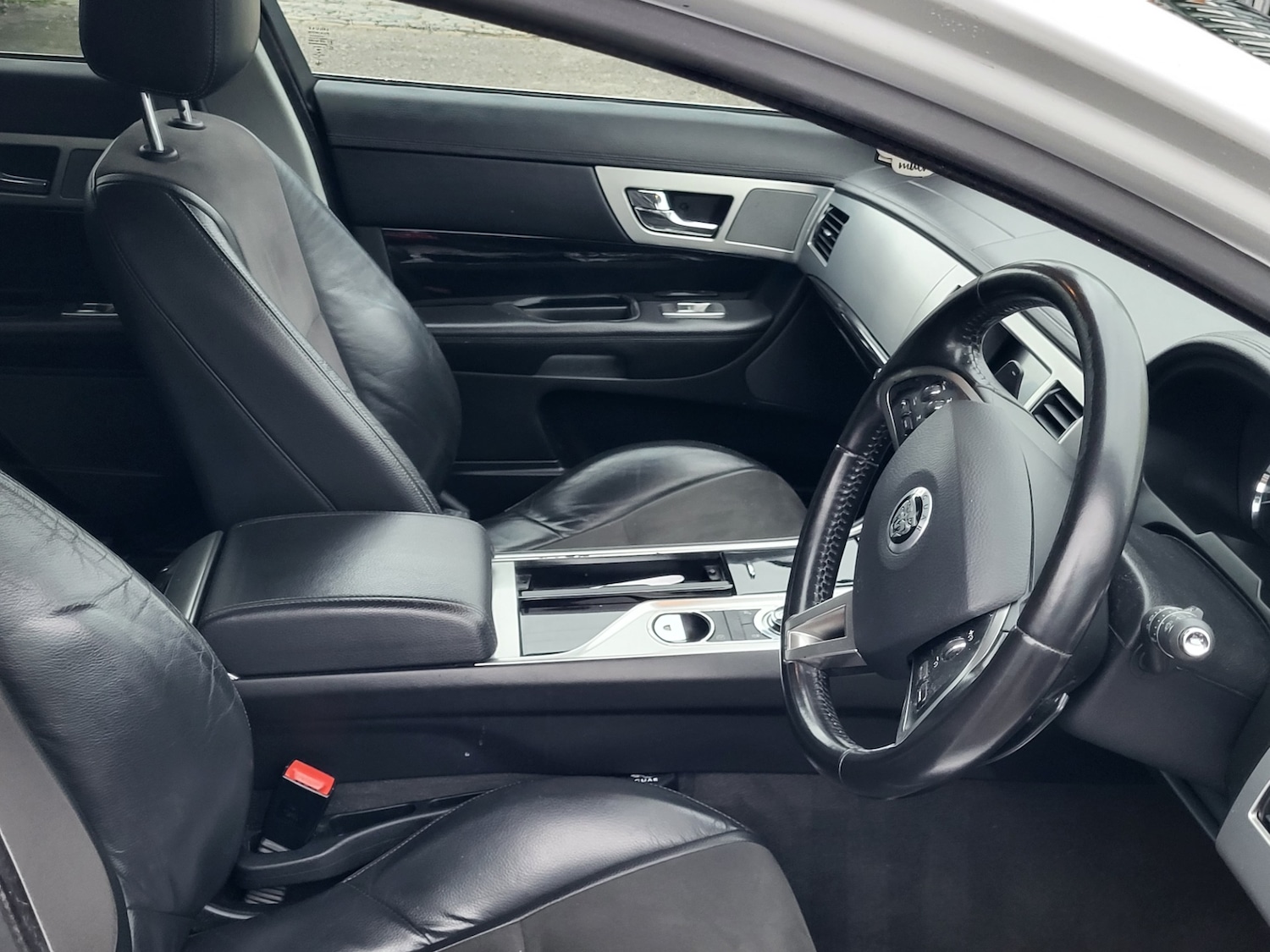 Used Jaguar XF 2012 for sale - 77775224: Photo 17