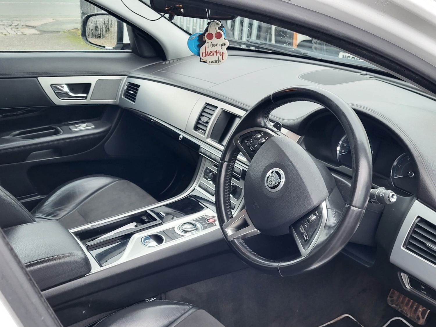 Used Jaguar XF 2012 for sale - 77775224: Photo 6