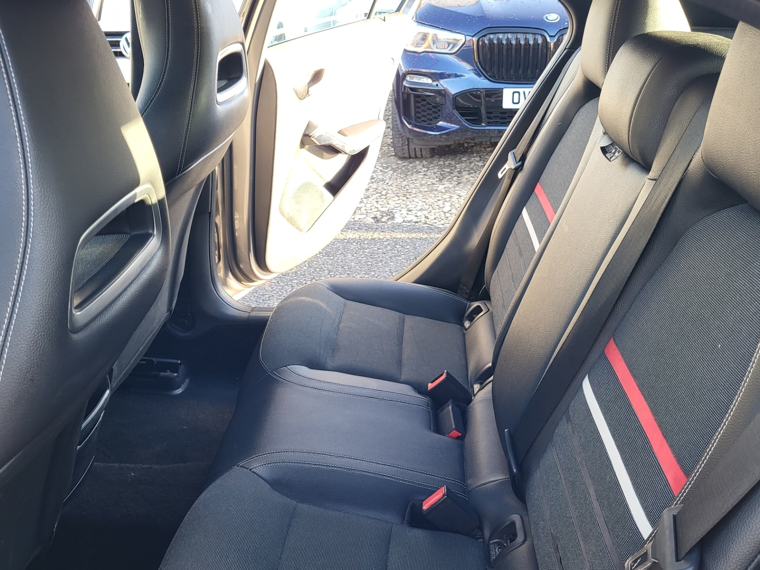 Used Mercedes-Benz A-Class 2015 for sale - 76960447: Photo 20