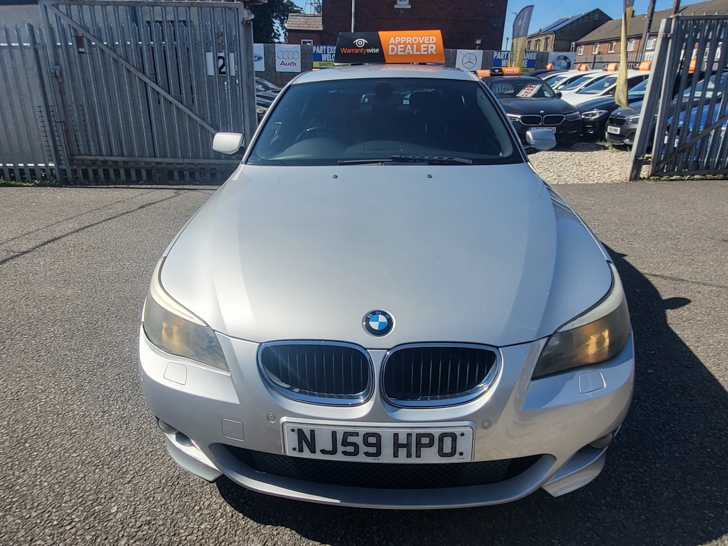Used BMW 5 Series 2009 for sale - 76961202: Photo 2