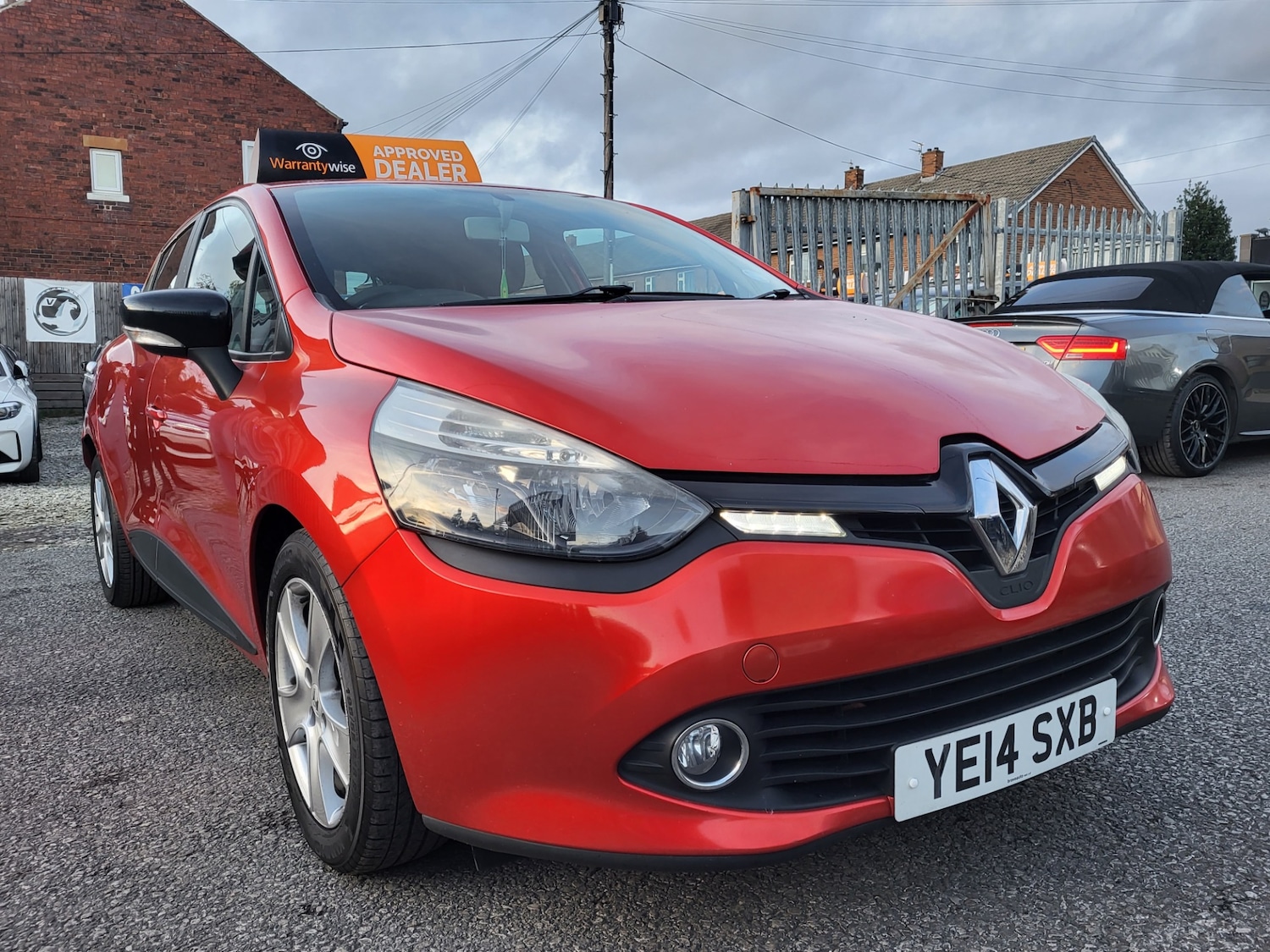 Used Renault Clio 2014 for sale - 76960329: Photo 22