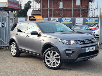 Land Rover Discovery Sport feature image