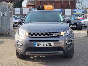 Used Land Rover Discovery Sport 2016 for sale - 77775235: Photo