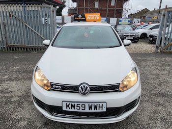 Used Volkswagen Golf 2009 for sale - 77775229: Photo