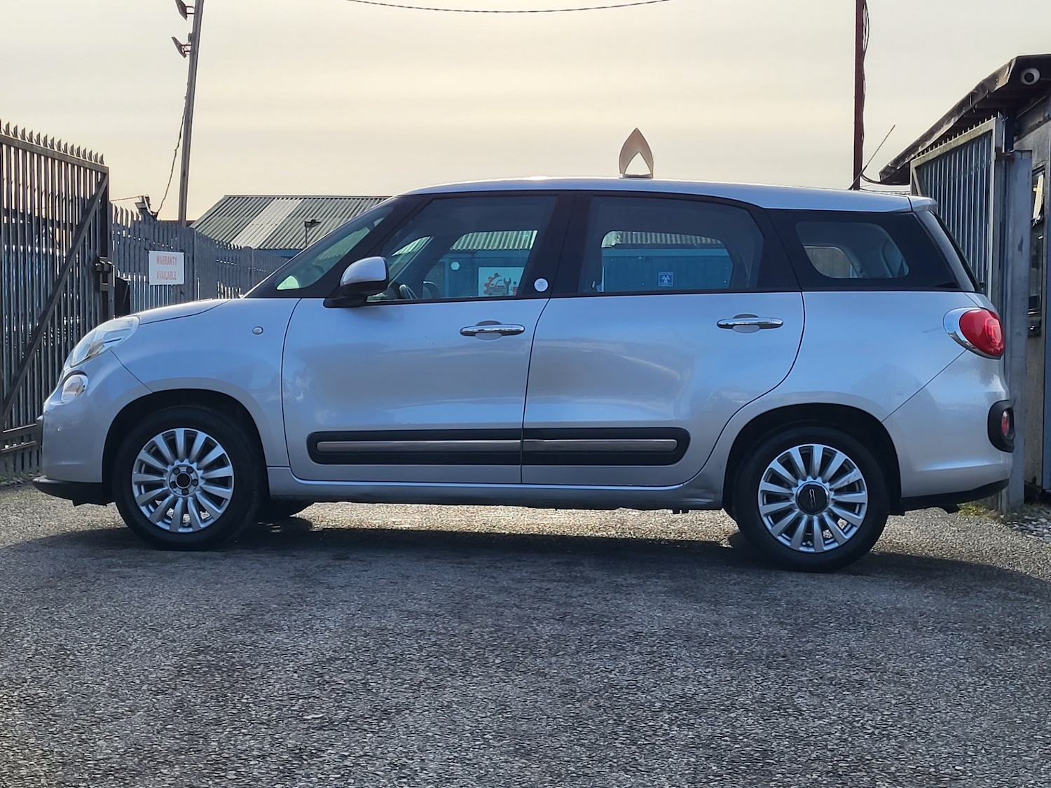 Used Fiat 500L 2014 for sale - 77556016: Photo 16
