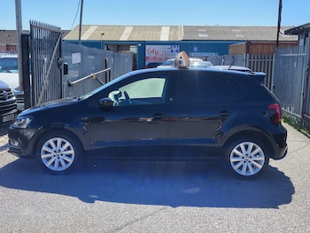 Used Volkswagen Polo 2017 for sale - 78370516: Photo