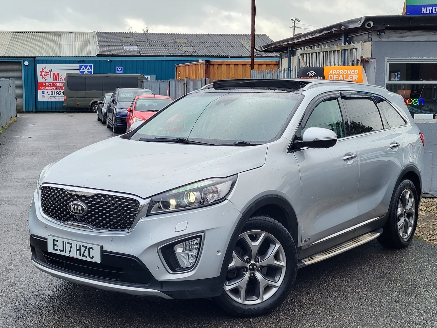Used Kia Sorento 2017 for sale - 76958604: Photo 3
