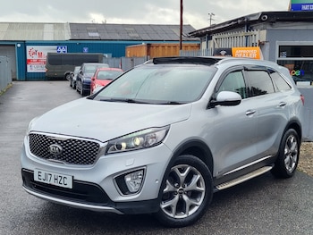 Used Kia Sorento 2017 for sale - 76958604: Photo