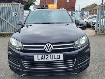 Used Volkswagen Touareg 2012 for sale - 79252578: Photo