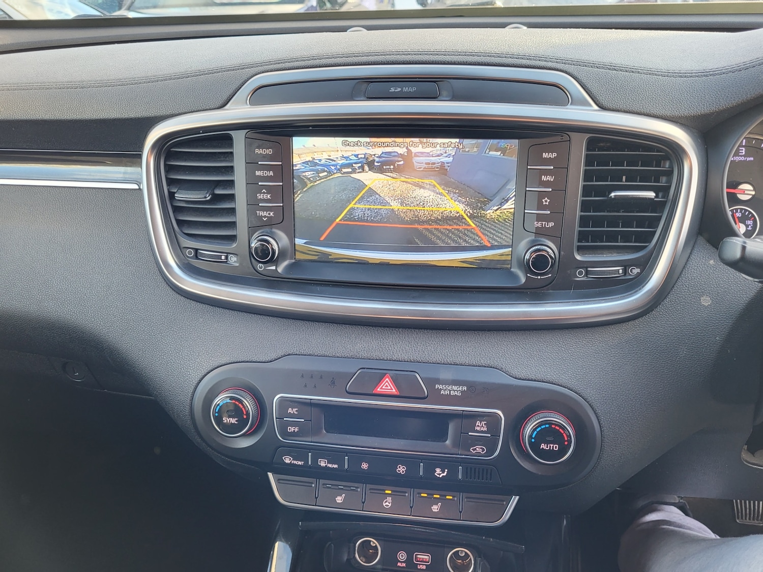 Used Kia Sorento 2018 for sale - 77125084: Photo 8