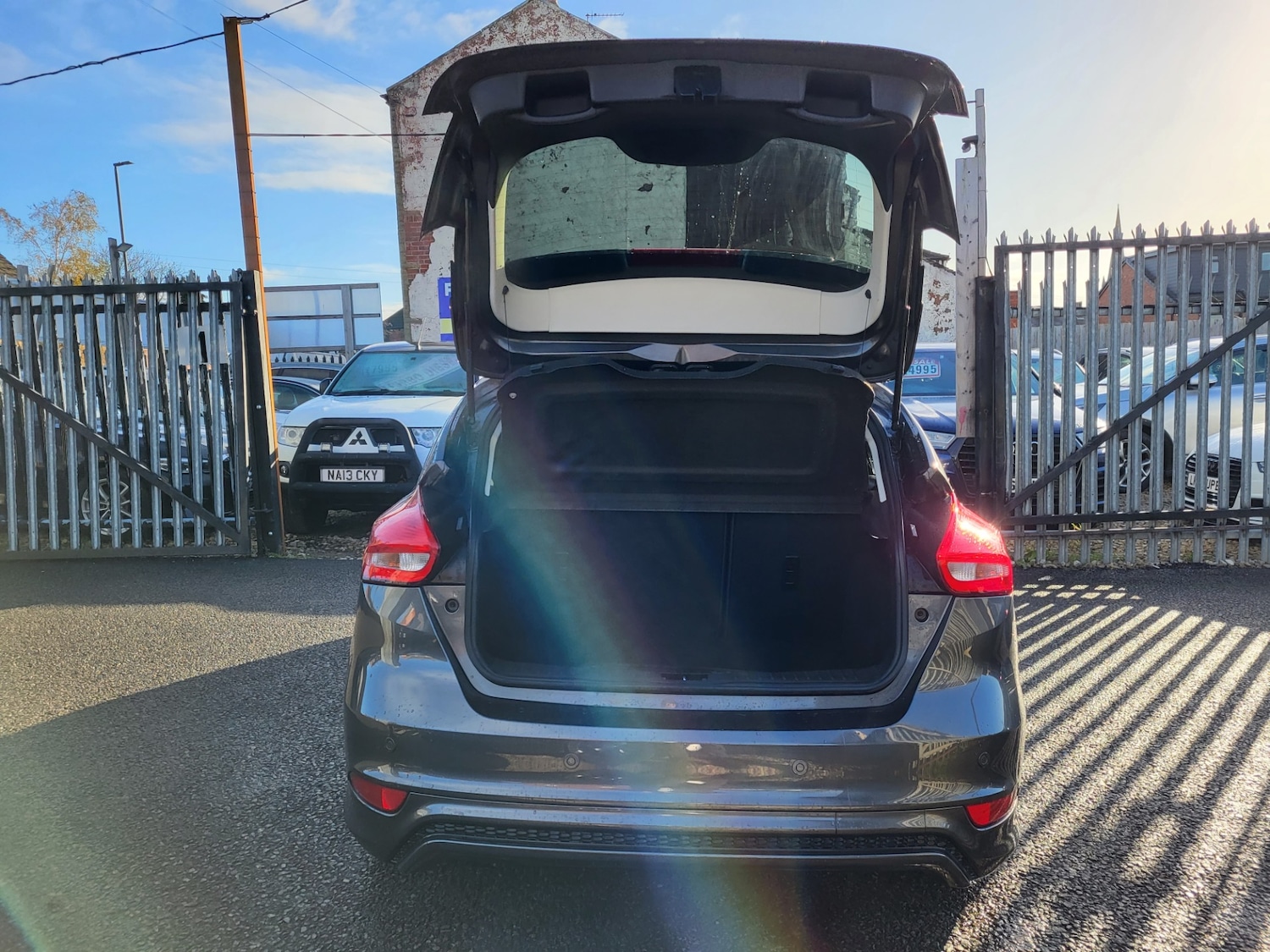 Used Ford Focus 2016 for sale - 76960732: Photo 11