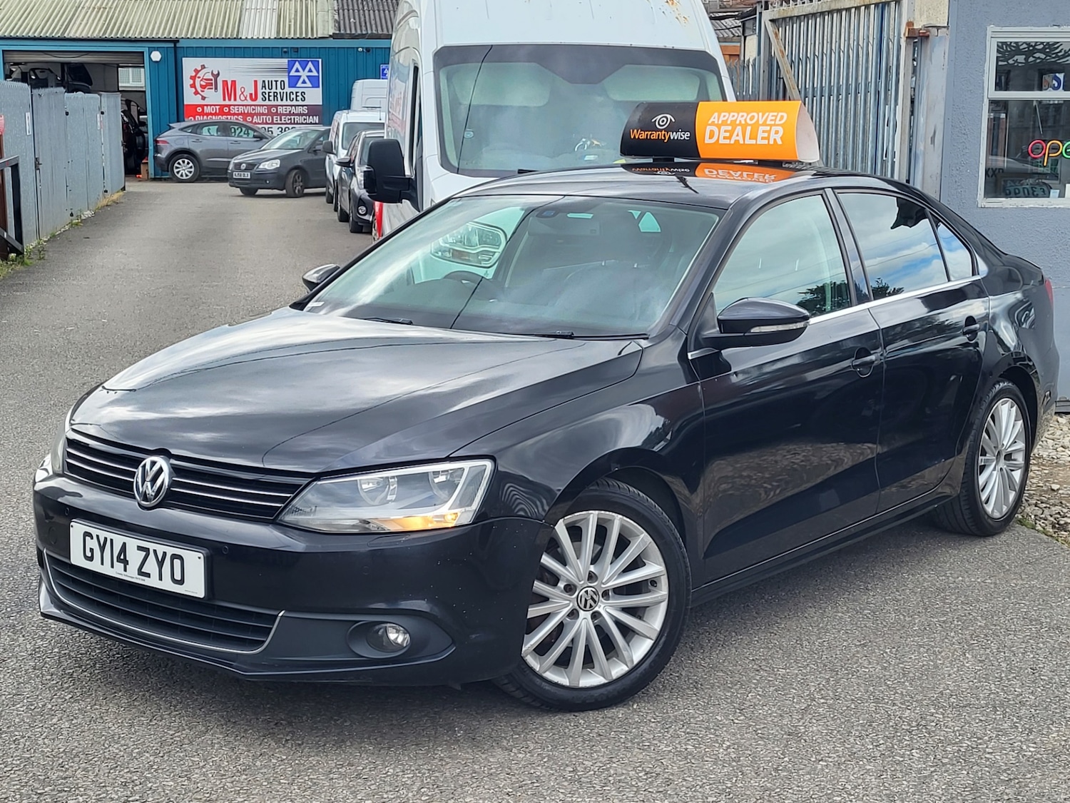 Used Volkswagen Jetta 2014 for sale - 76958615: Photo 3