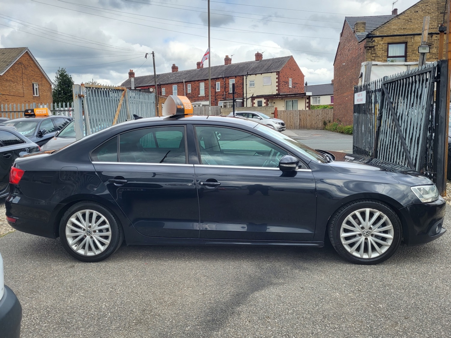 Used Volkswagen Jetta 2014 for sale - 76958615: Photo 4