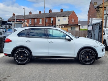 Used Porsche Cayenne 2013 for sale - 78386925: Photo