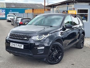 Used Land Rover Discovery Sport 2017 for sale - 78594431: Photo