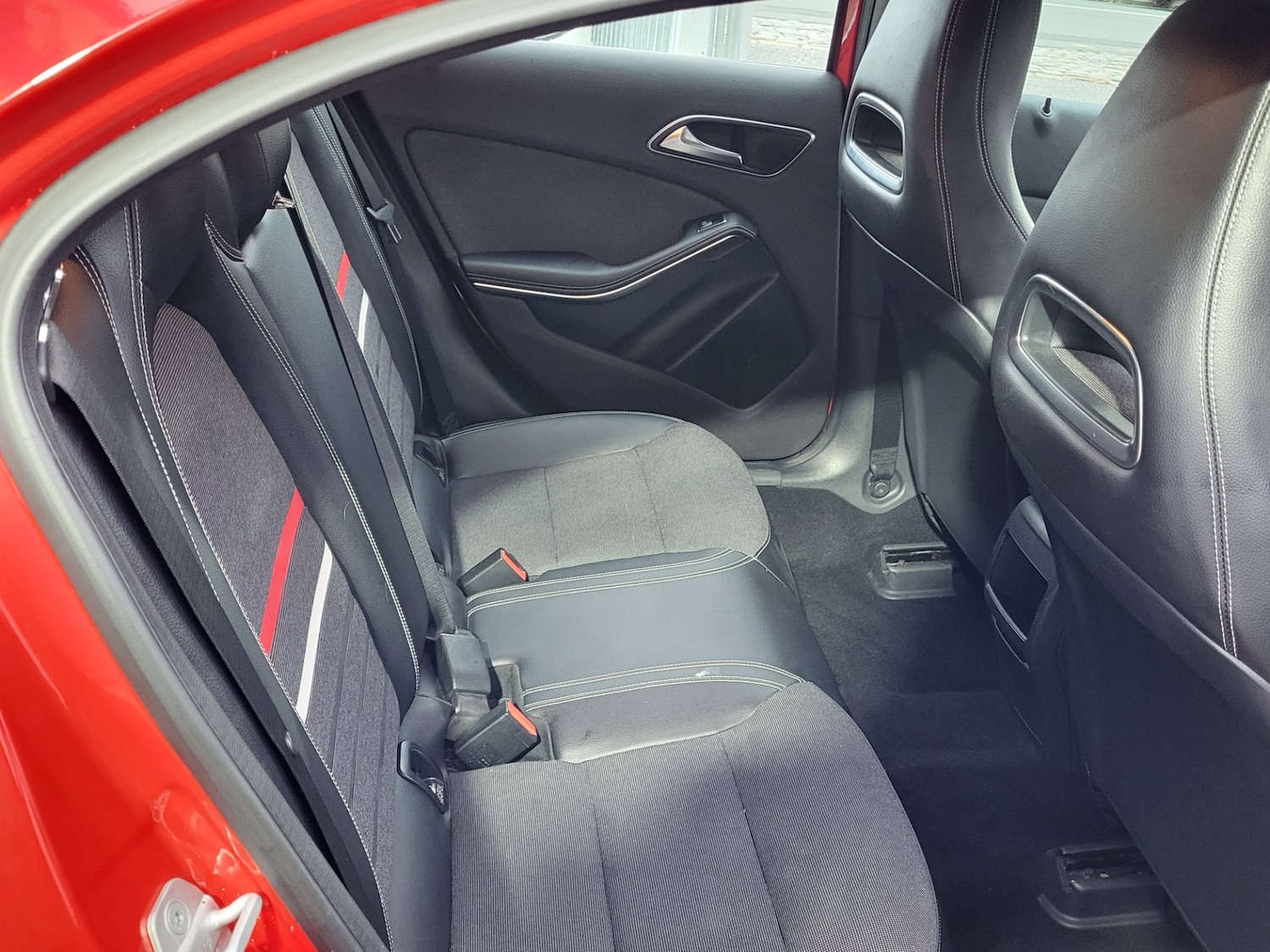 Used Mercedes-Benz A-Class 2013 for sale - 76961340: Photo 7