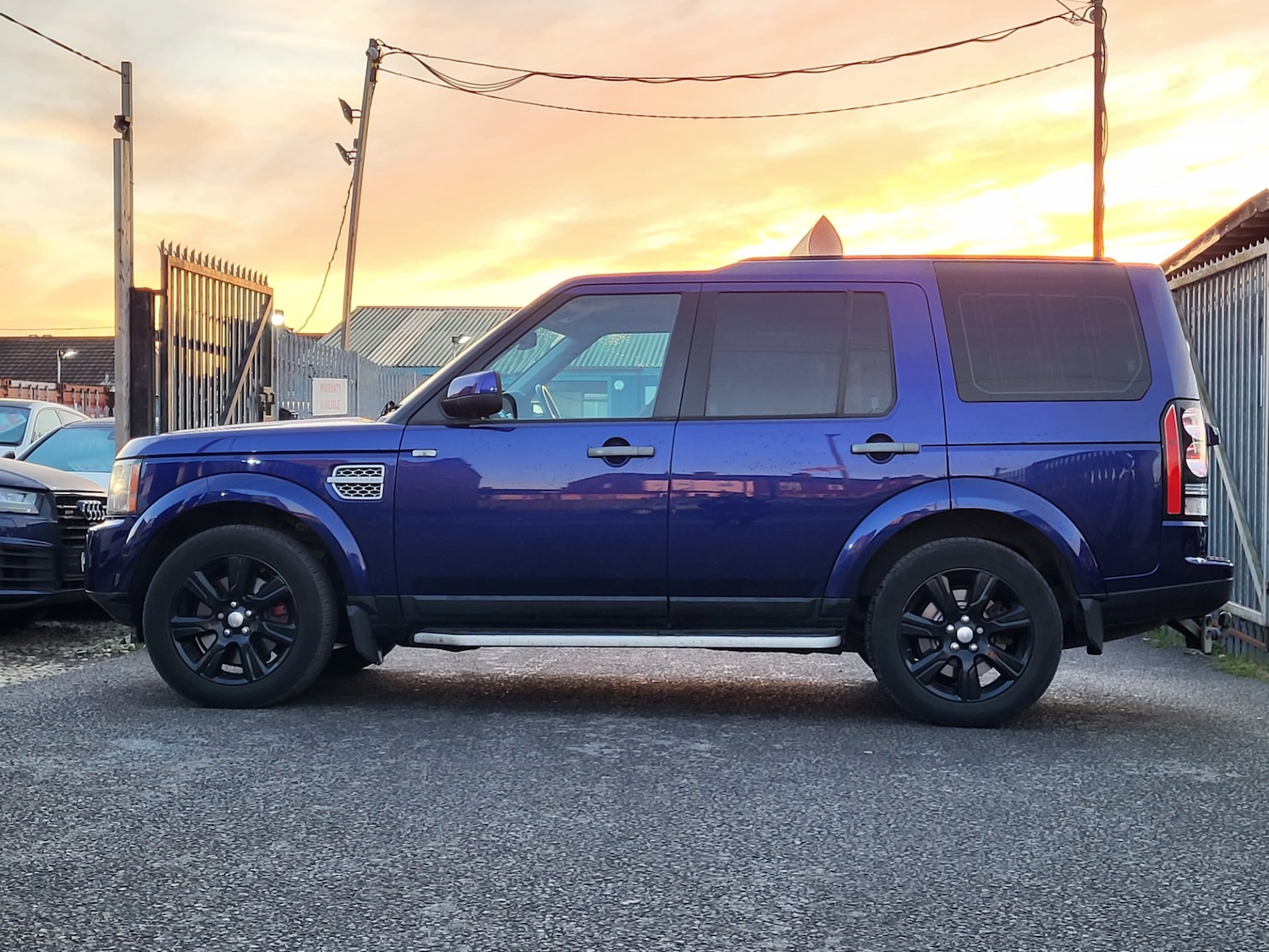 Used Land Rover Discovery 2010 for sale - 76958232: Photo 17