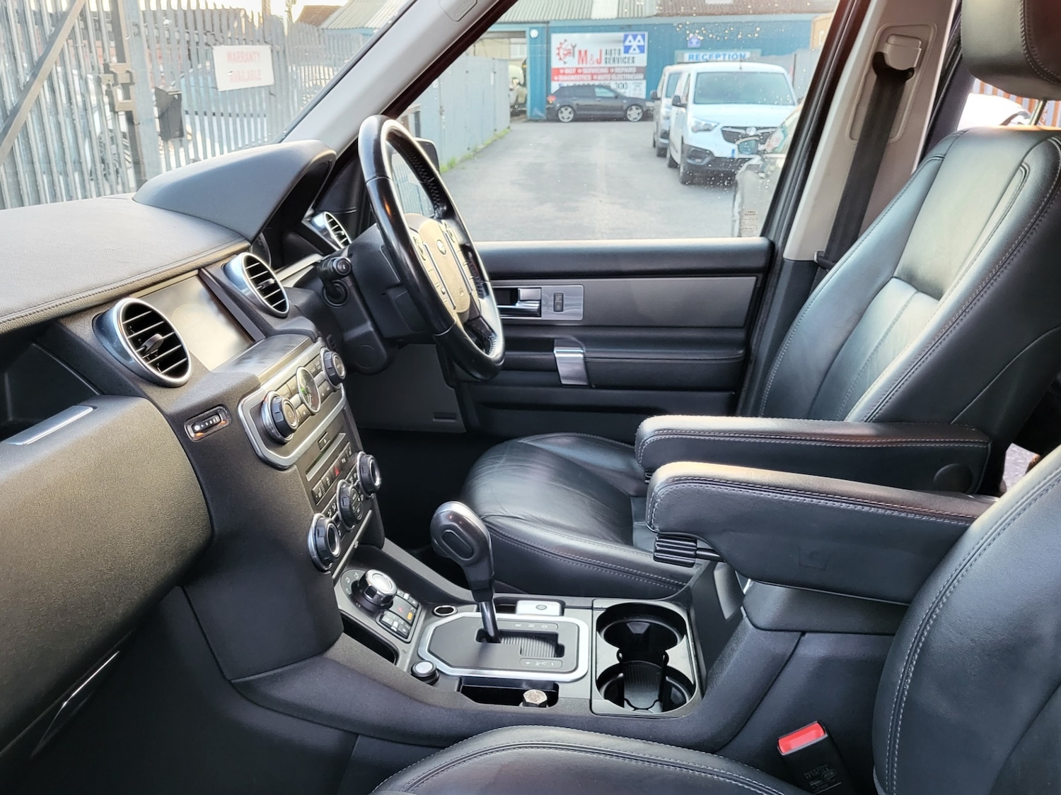 Used Land Rover Discovery 2010 for sale - 76958232: Photo 19