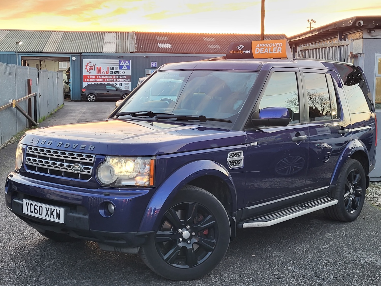 Used Land Rover Discovery 2010 for sale - 76958232: Photo 3