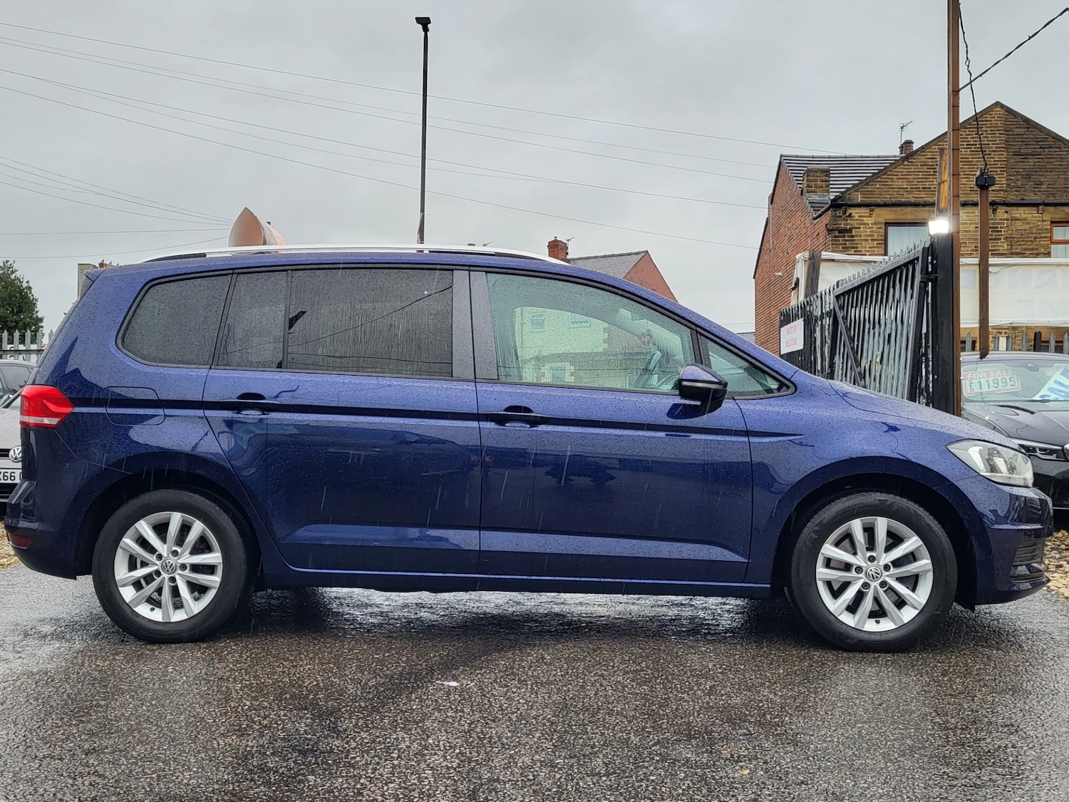 Used Volkswagen Touran 2017 for sale - 76958608: Photo 16