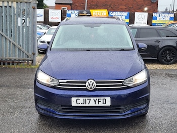 Used Volkswagen Touran 2017 for sale - 76958608: Photo