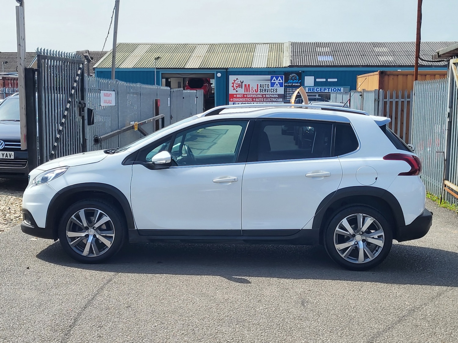 Used Peugeot 2008 2018 for sale - 76961218: Photo 5