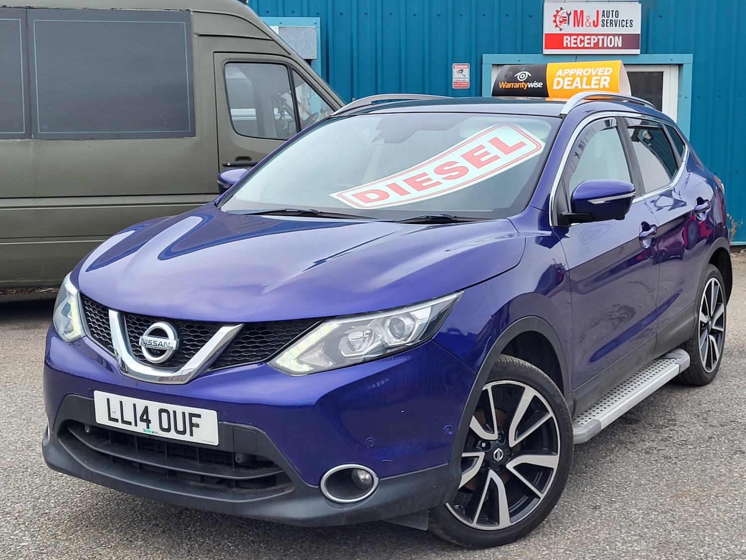 Used Nissan Qashqai 2014 for sale - 76961838: Photo 3