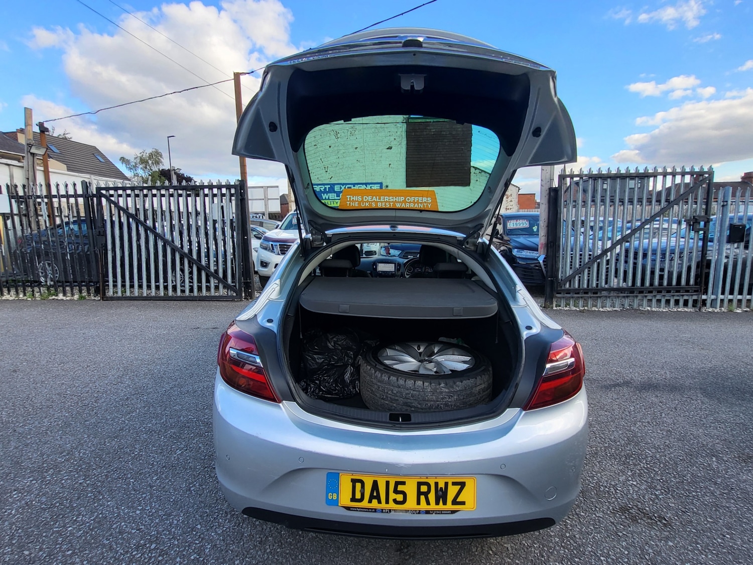 Used Vauxhall Insignia 2015 for sale - 77034022: Photo 10