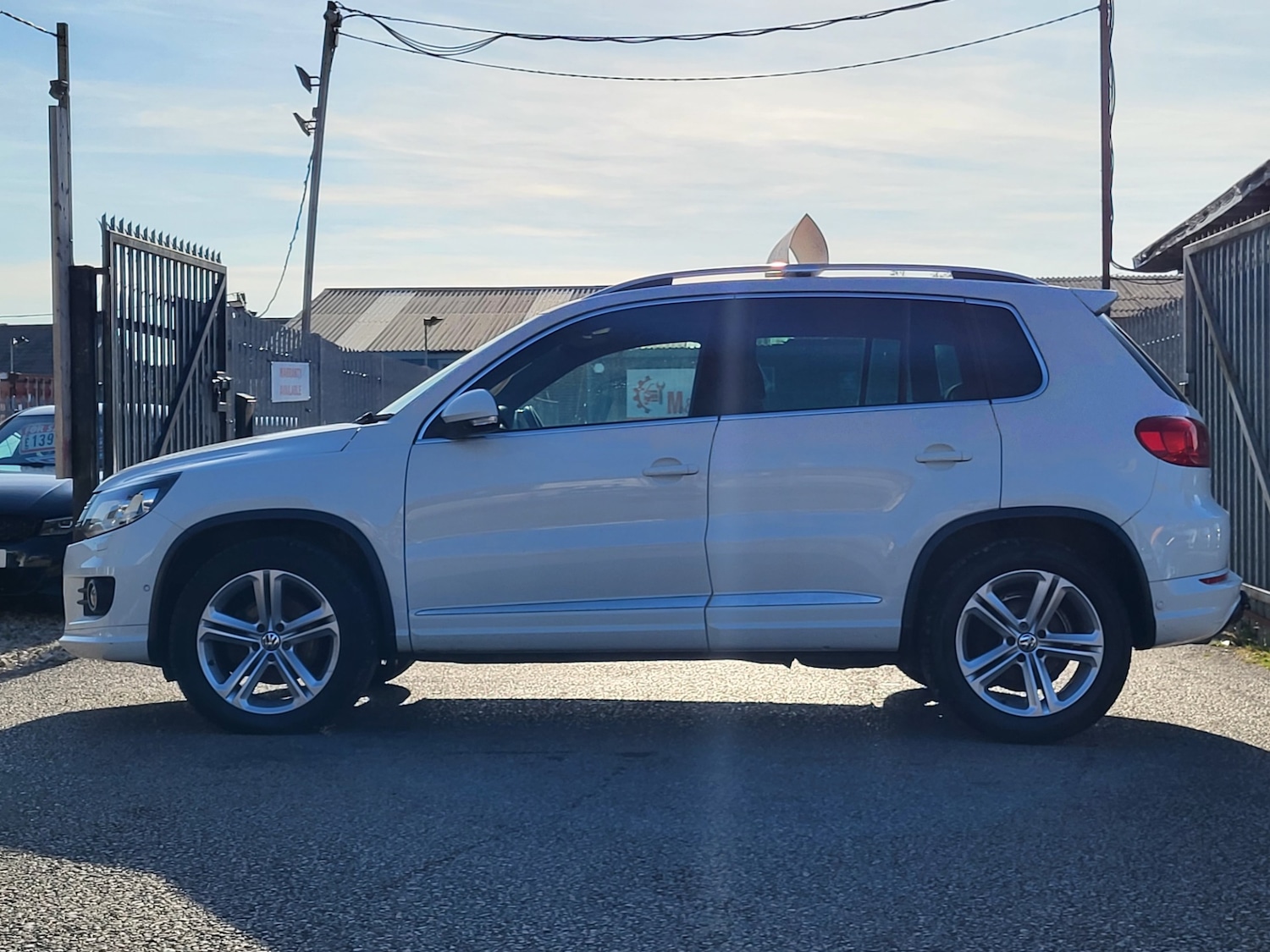 Used Volkswagen Tiguan 2014 for sale - 76963004: Photo 16