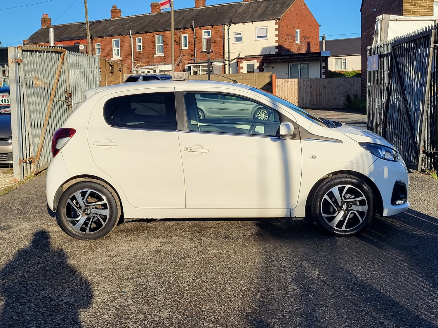 Used Peugeot 108 2017 for sale - 76960739: Photo 4