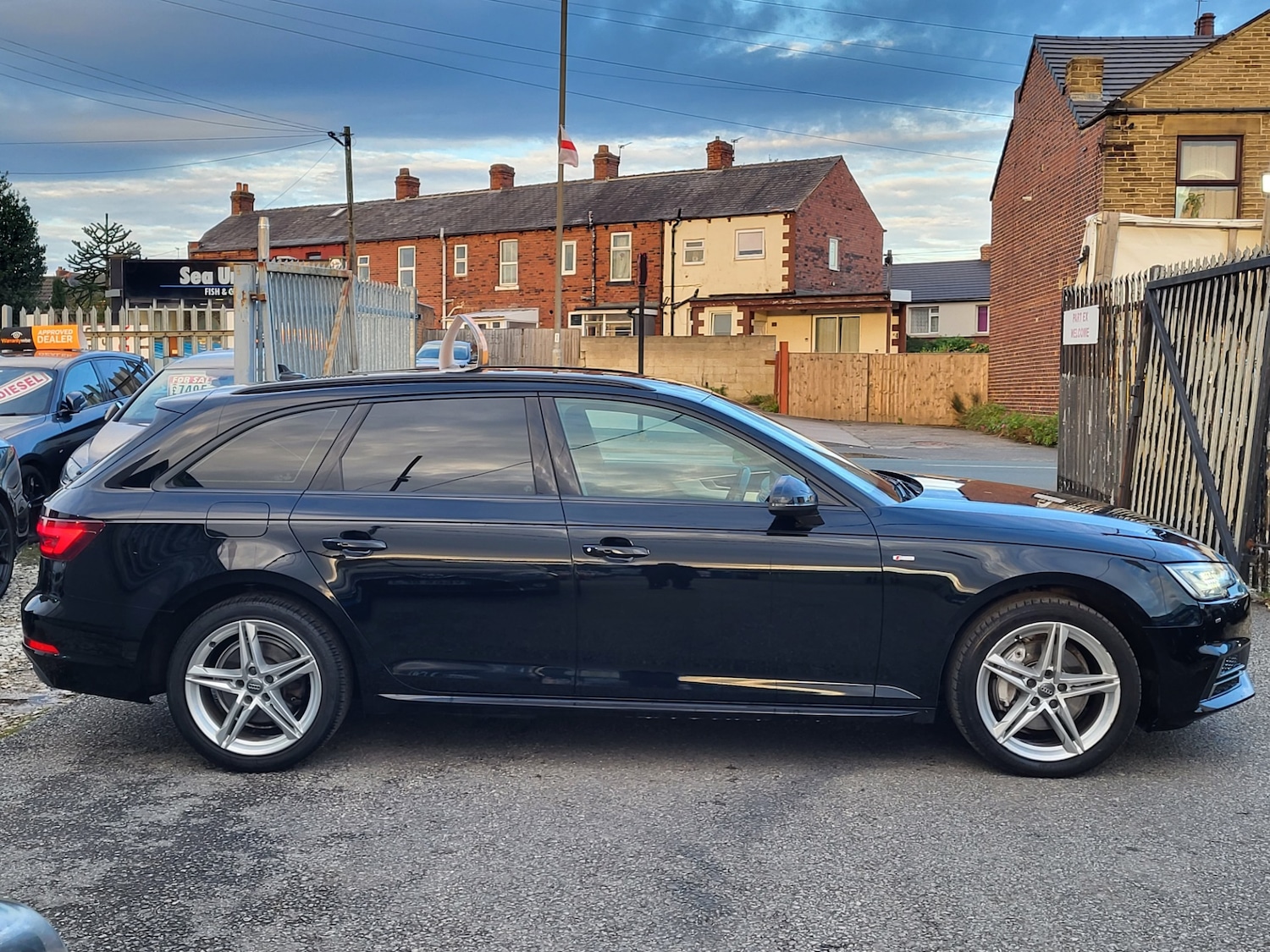 Used Audi A4 2018 for sale - 76960317: Photo 4