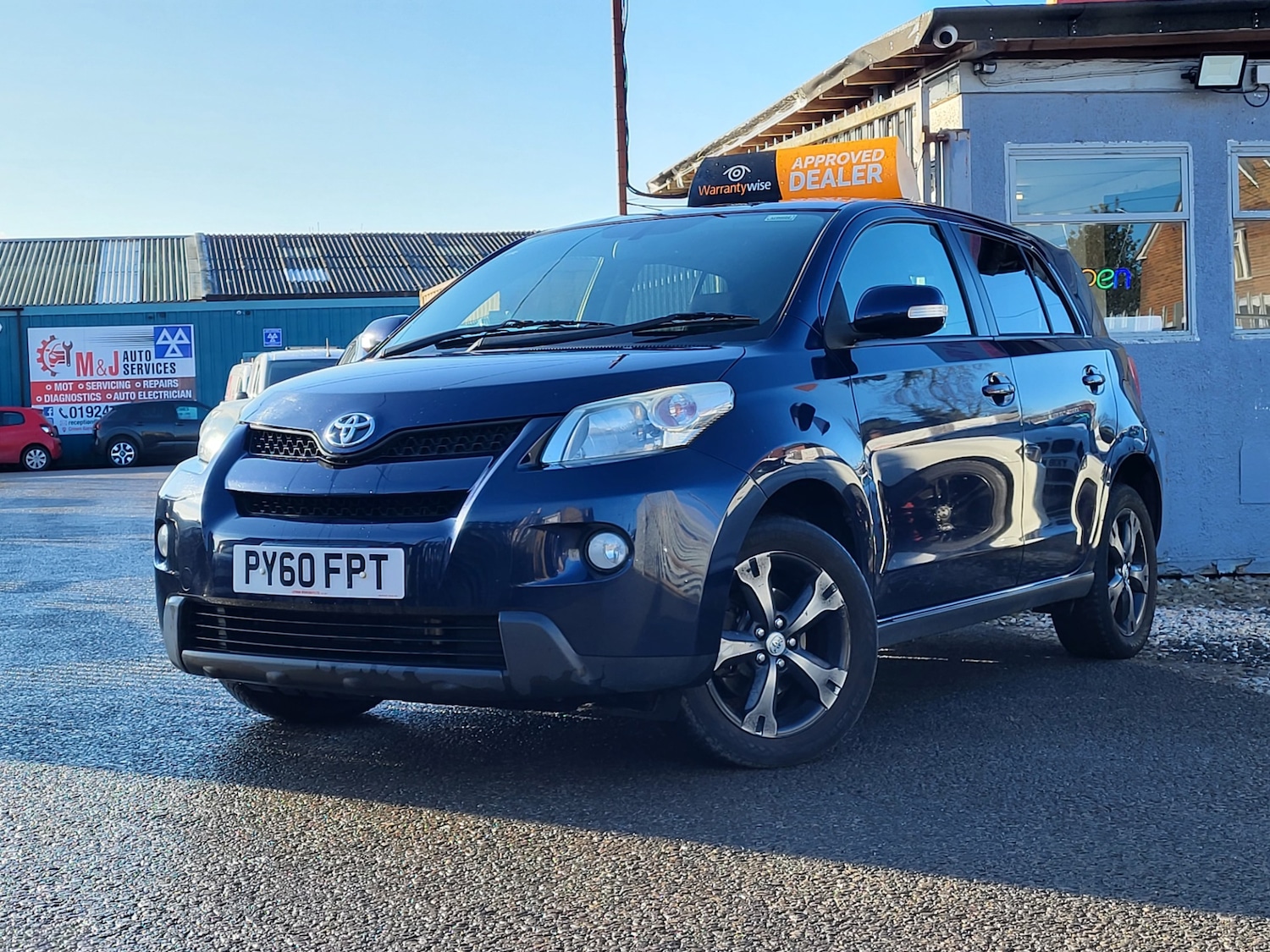 Used Toyota Urban Cruiser 2011 for sale - 77168775: Photo 14