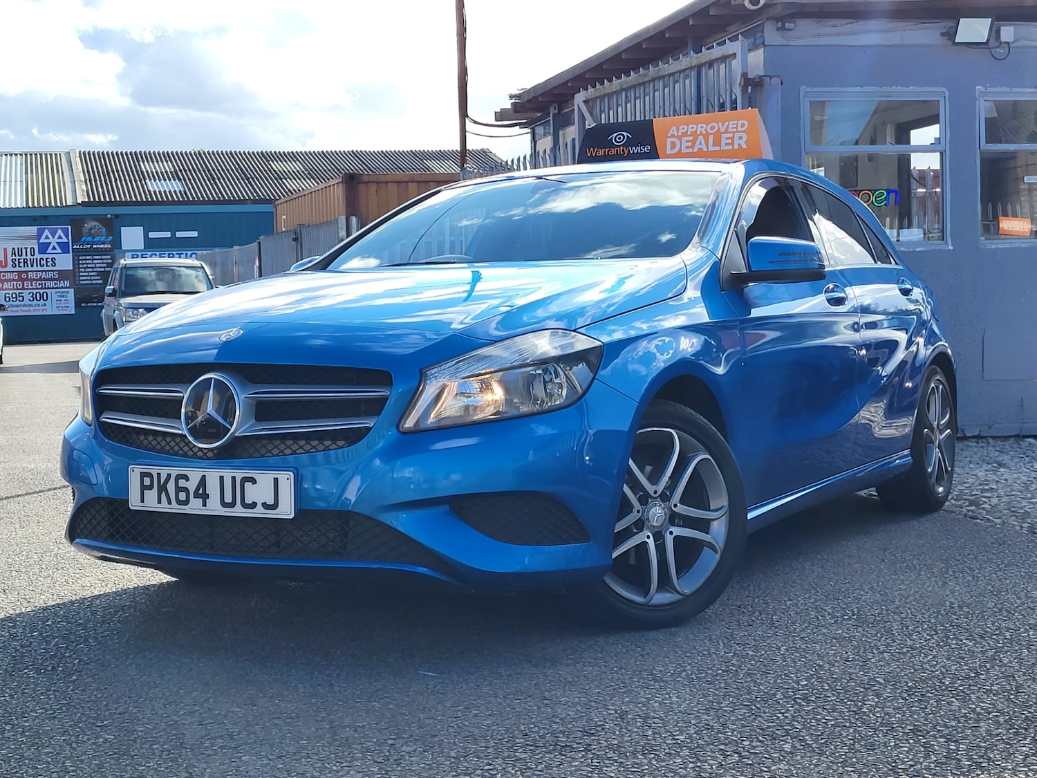 Used Mercedes-Benz A-Class 2014 for sale - 76961197: Photo 14