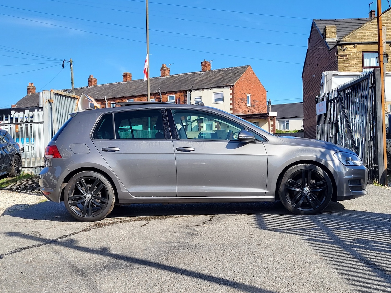 Used Volkswagen Golf 2016 for sale - 76962865: Photo 16