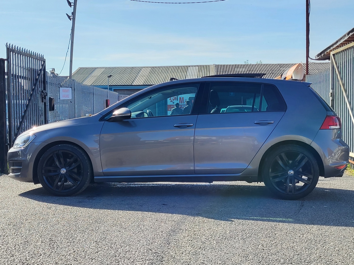 Used Volkswagen Golf 2016 for sale - 76962865: Photo 17