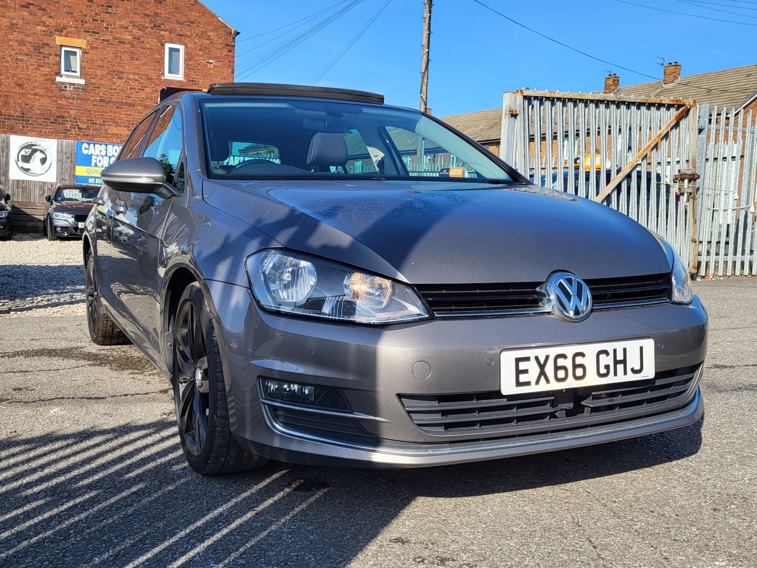 Used Volkswagen Golf 2016 for sale - 76962865: Photo 24