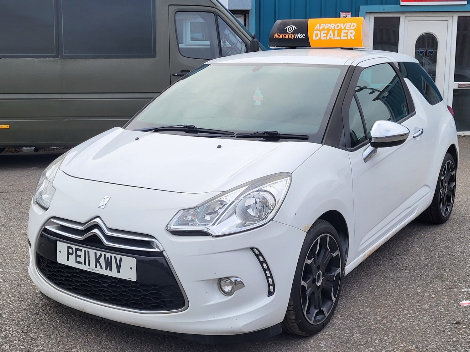 Used Citroen DS3 2011 for sale - 76960353: Photo 25