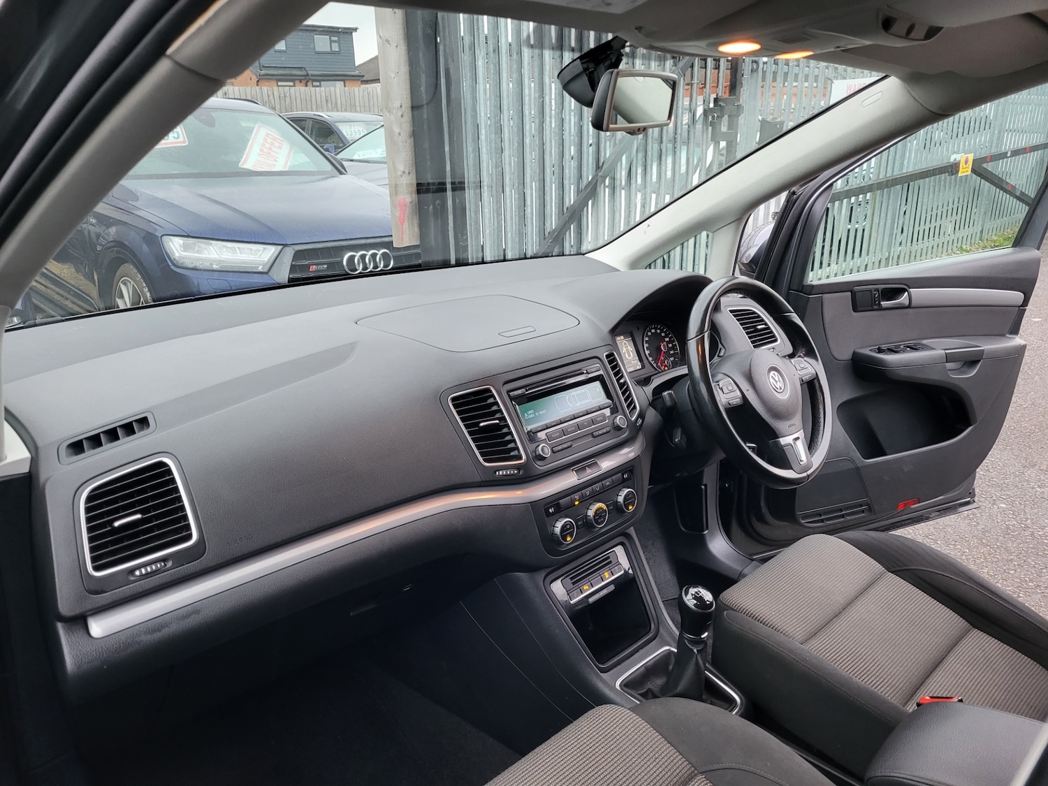 Used Volkswagen Sharan 2015 for sale - 77034011: Photo 7