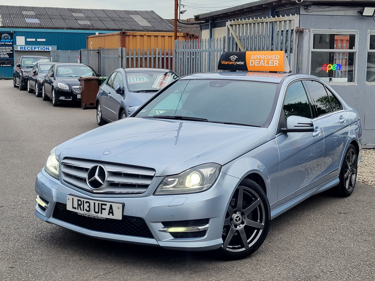 Used Mercedes-Benz C Class 2013 for sale - 76961221: Photo 3