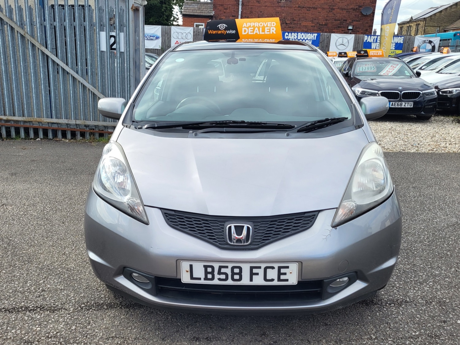 Used Honda Jazz 2009 for sale - 76961200: Photo 2