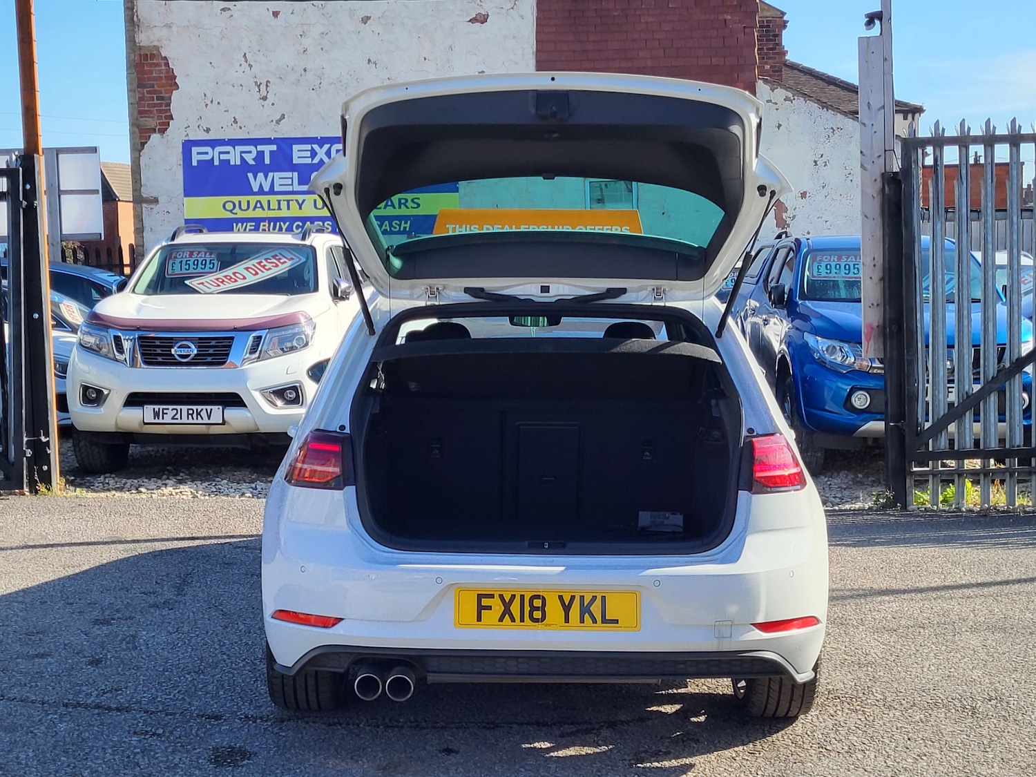 Used Volkswagen Golf 2018 for sale - 76962975: Photo 10