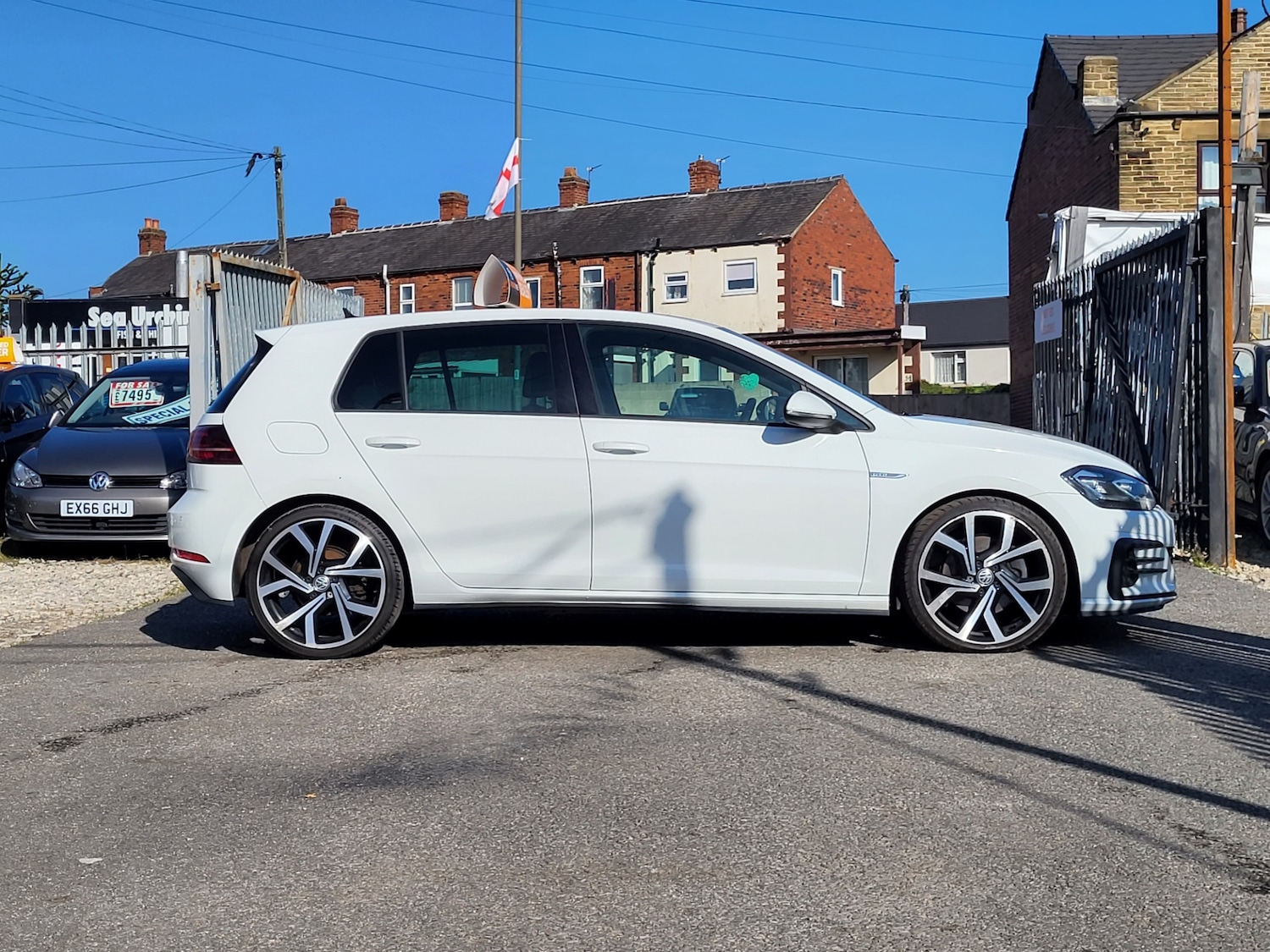Used Volkswagen Golf 2018 for sale - 76962975: Photo 15