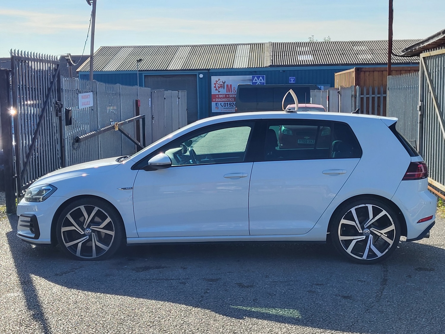 Used Volkswagen Golf 2018 for sale - 76962975: Photo 5